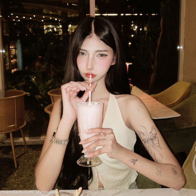 _yunaxoxo