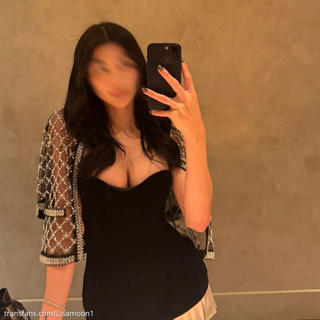 Lisamoon1
